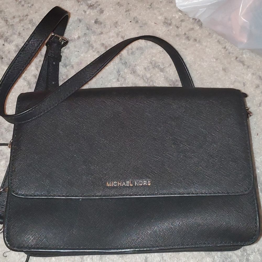Michael Kors crossbody purse